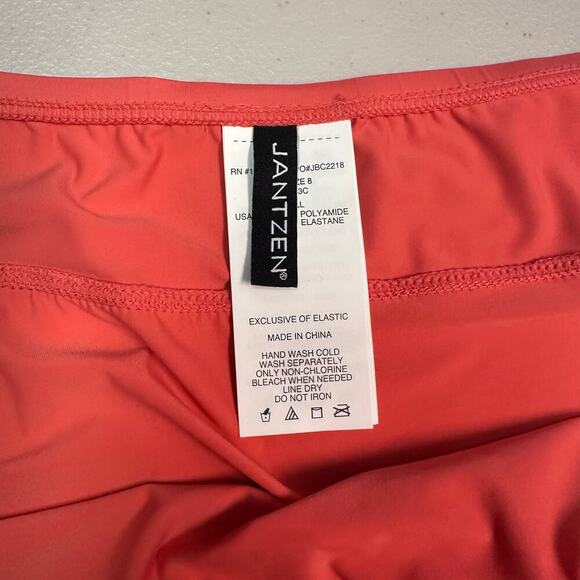 Jantzen | Ideal Coral Swim Skirt
Cover - Picture 4 of 7